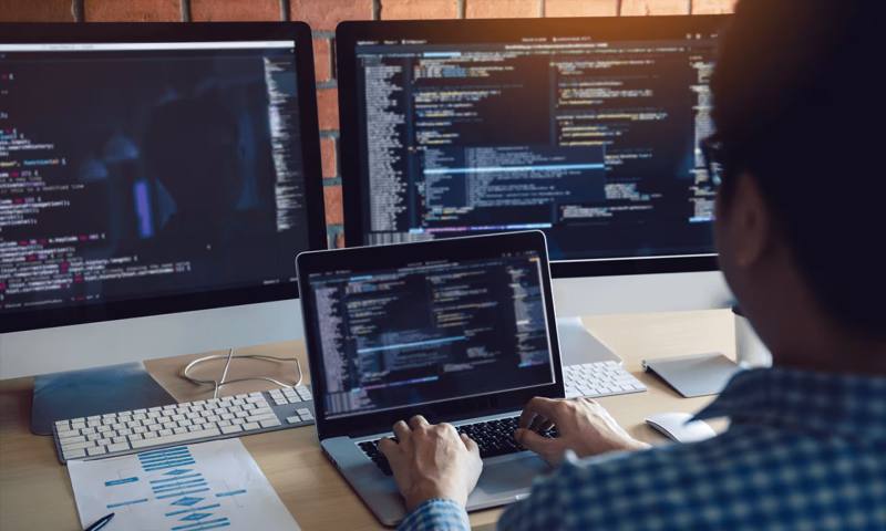 数据科学选型:R与Python如何赋能剑河县网站建设?